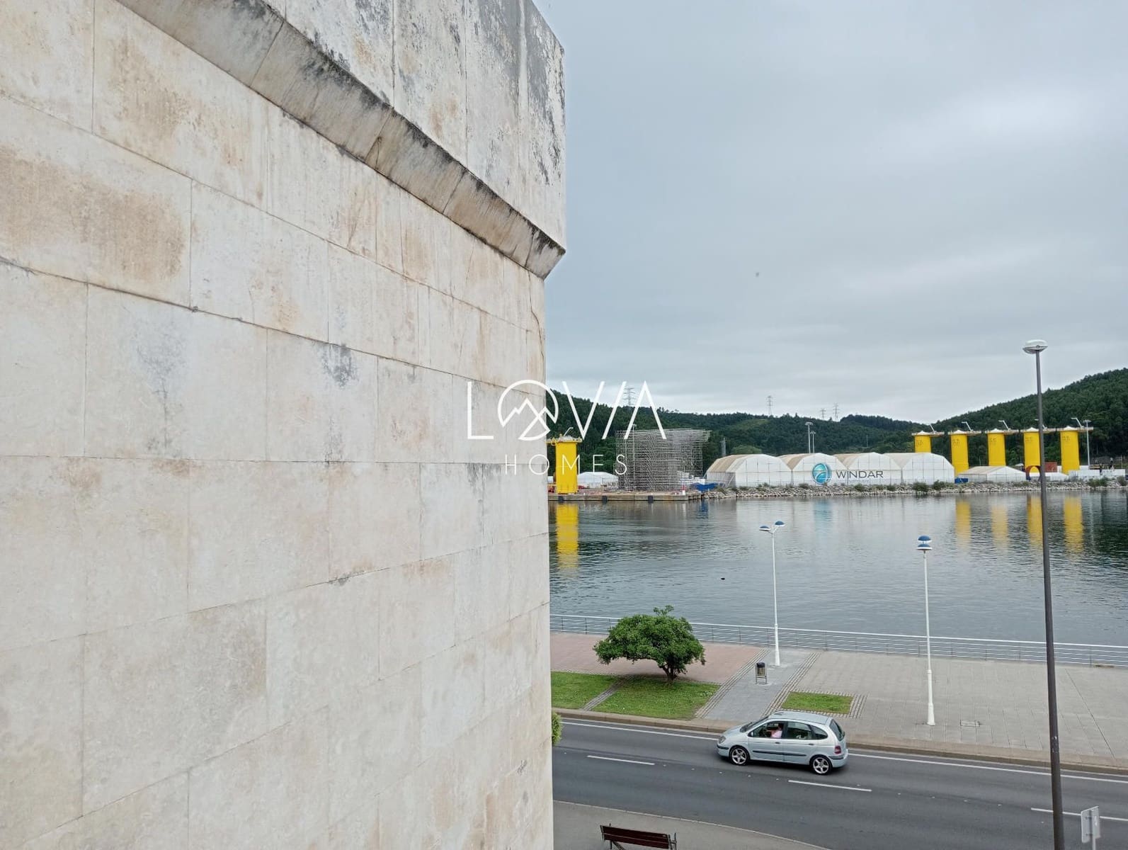 Restaurang/Bar till salu i Aviles - 490 000 € (Ref: 9806973)