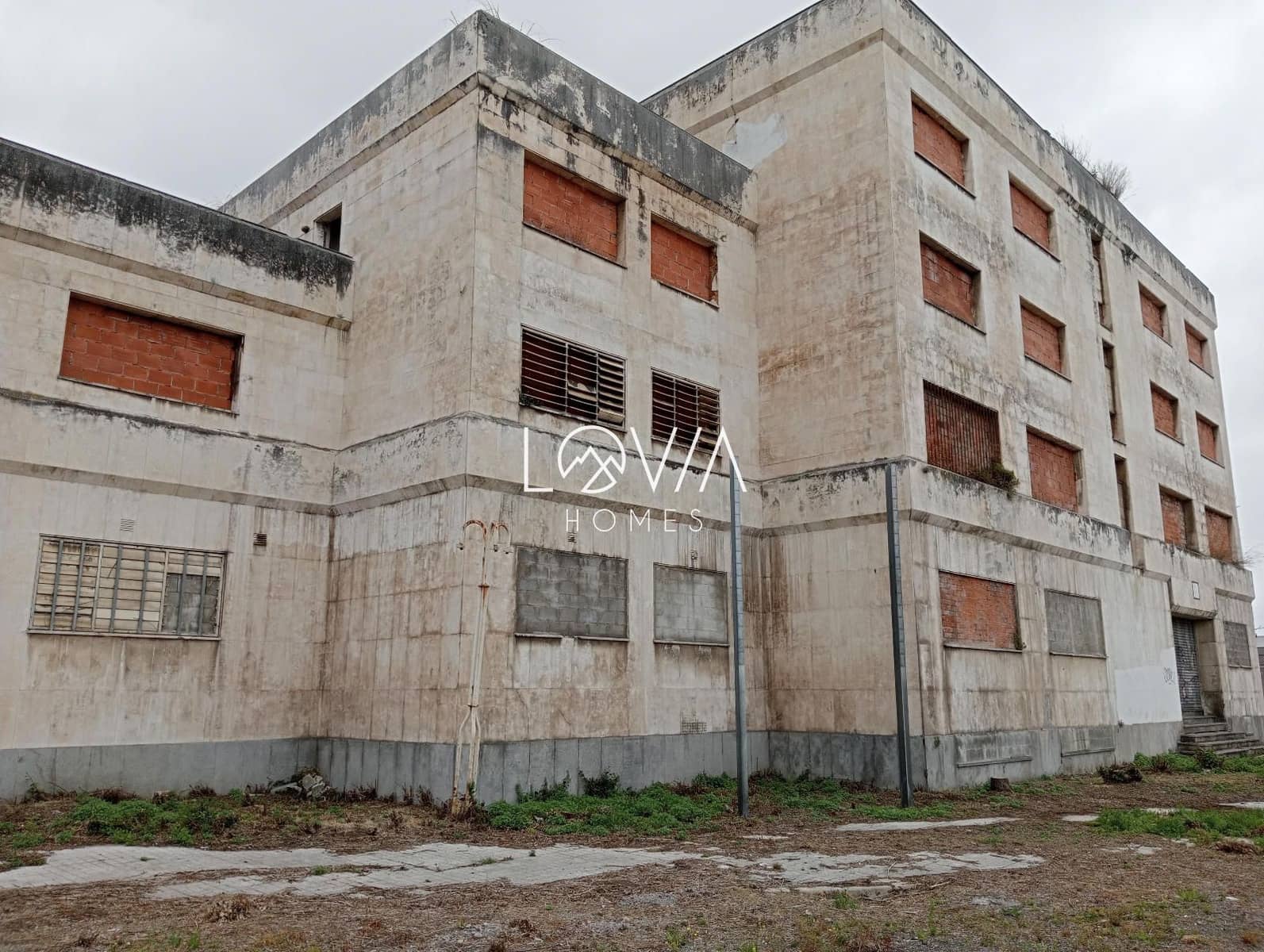 Restaurang/Bar till salu i Aviles - 490 000 € (Ref: 9806973)