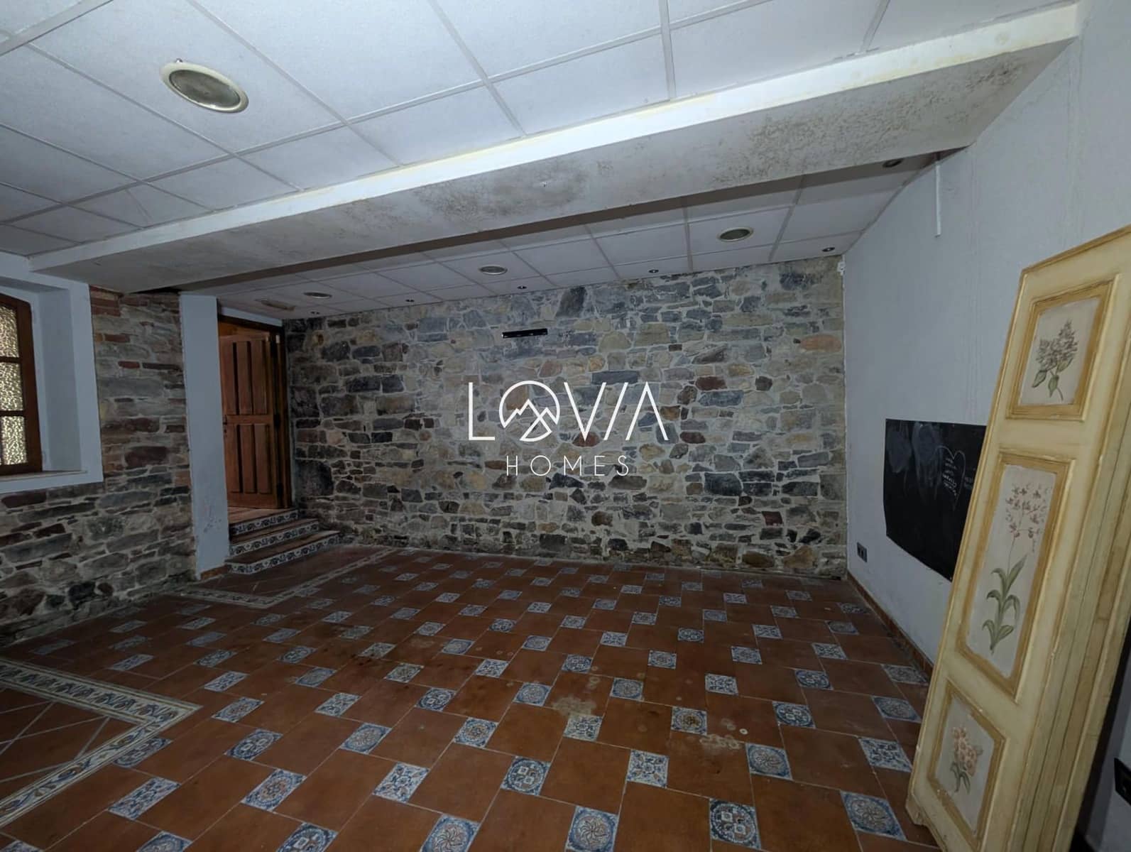 Restaurang/Bar till salu i Salas - 149 000 € (Ref: 9806974)