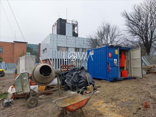 Building Plot for sale in Oviedo - € 215,000 (Ref: 9806983)