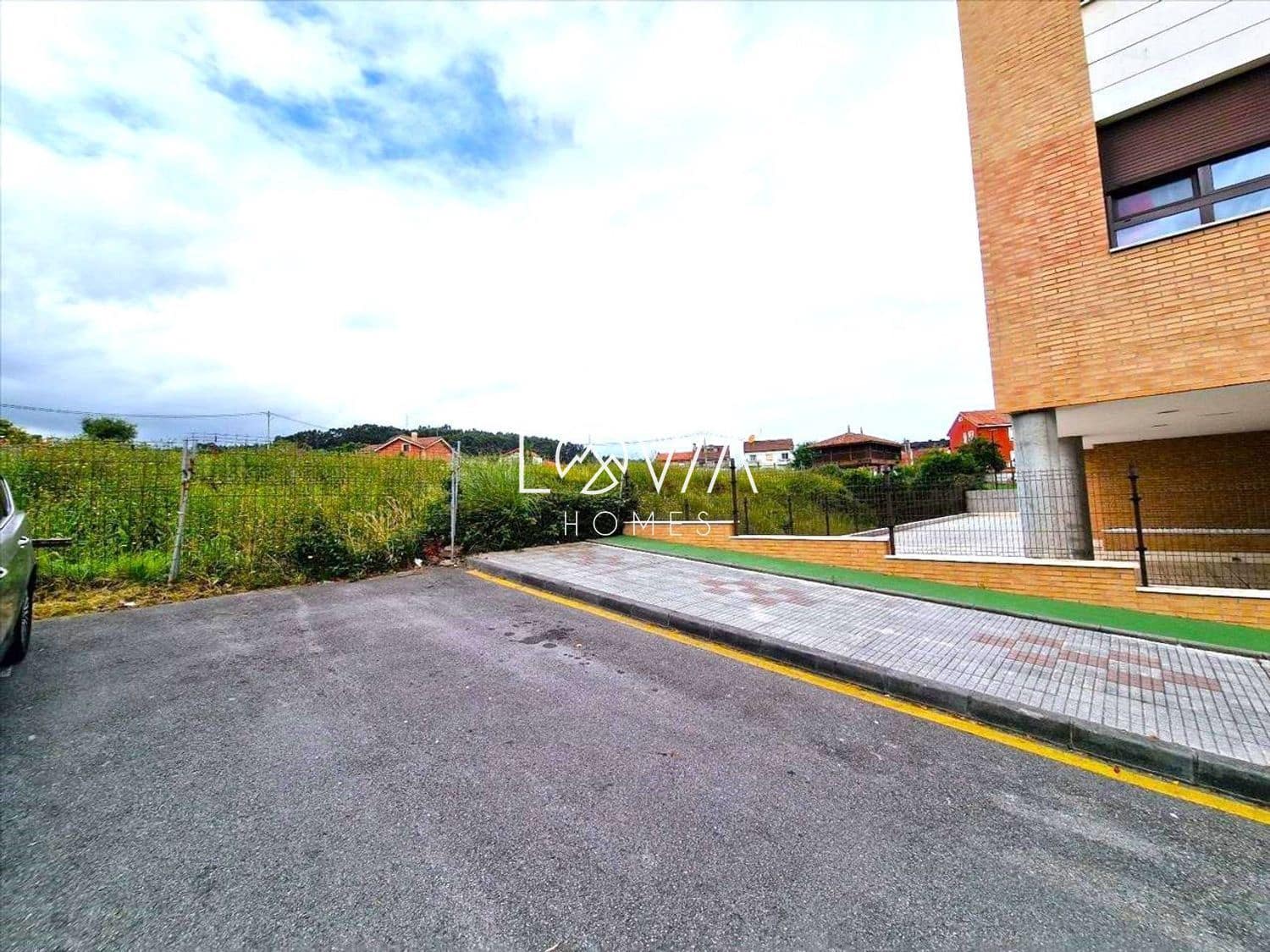 Building Plot for sale in Corvera de Asturias - € 204,000 (Ref: 9806986)