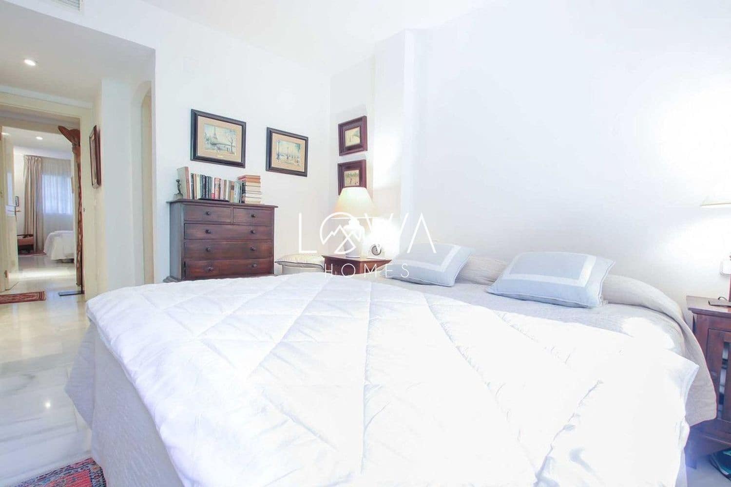 Piso de 2 habitaciones en Marbella en venta con piscina garaje - 580.000 € (Ref: 9807138)