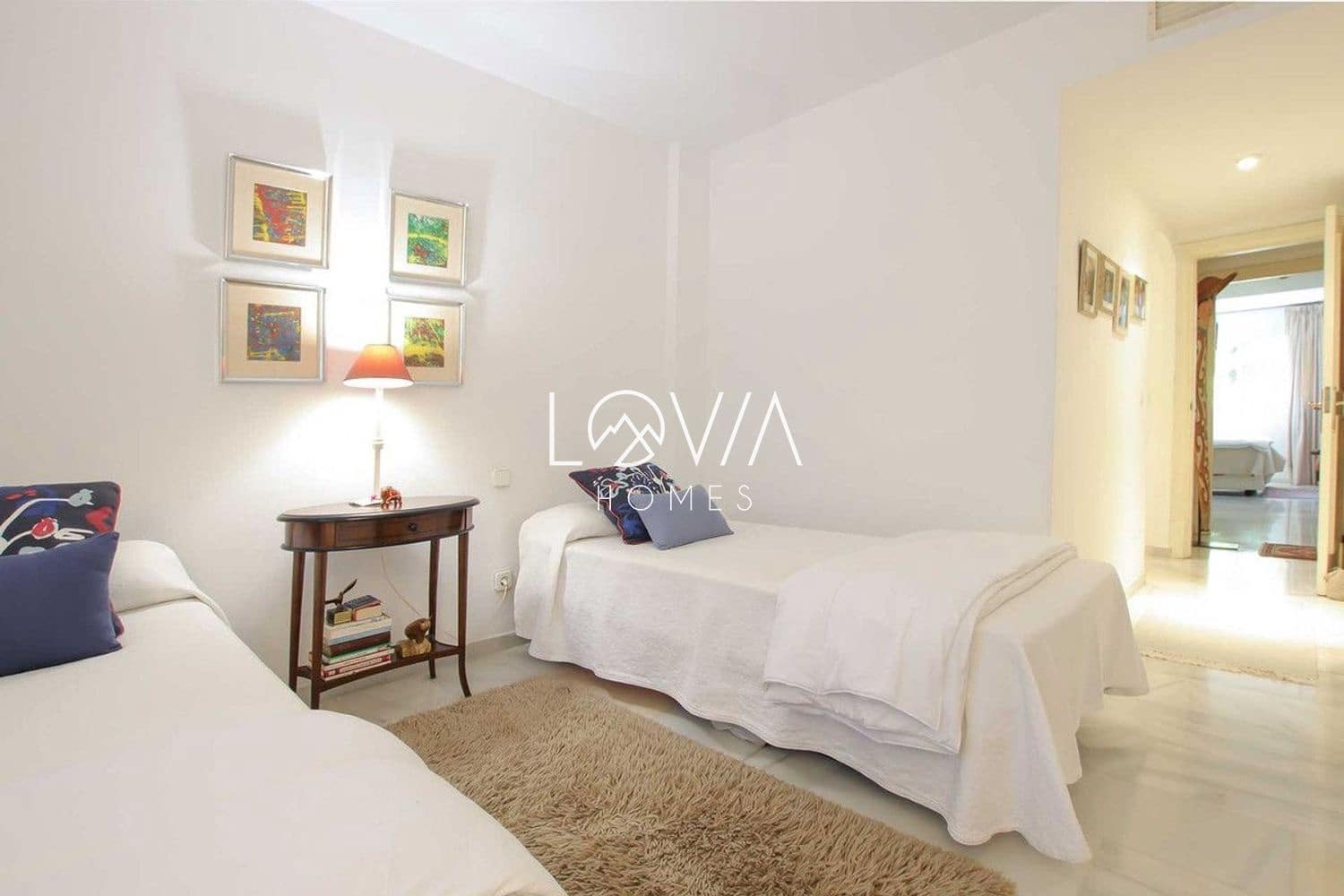 Piso de 2 habitaciones en Marbella en venta con piscina garaje - 580.000 € (Ref: 9807138)