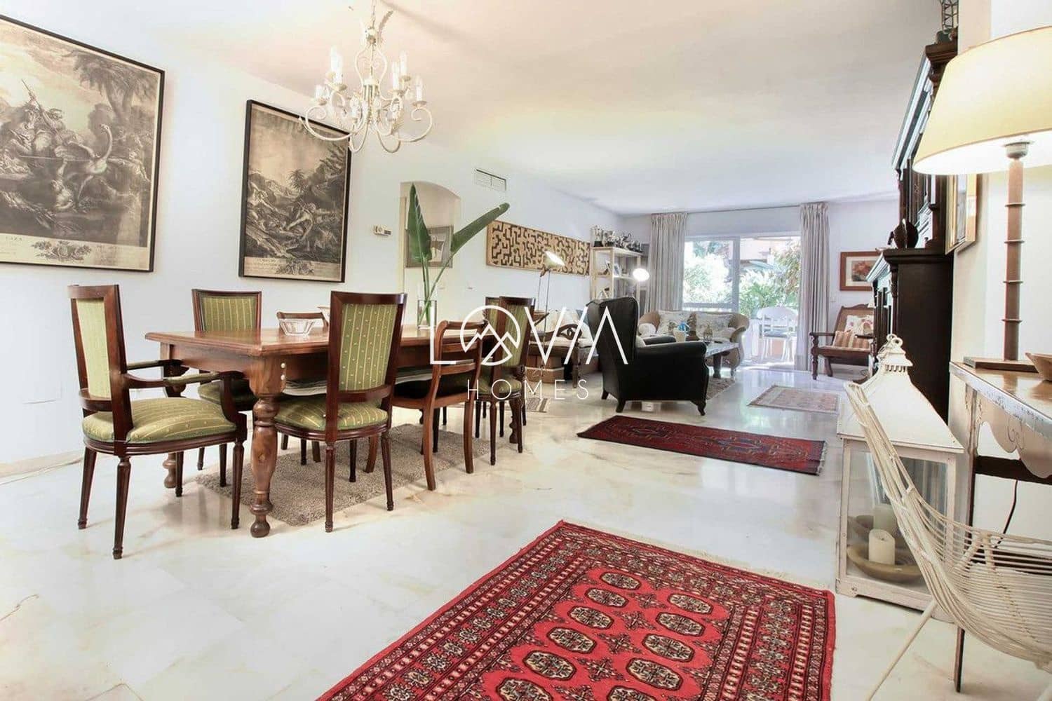 Piso de 2 habitaciones en Marbella en venta con piscina garaje - 580.000 € (Ref: 9807138)