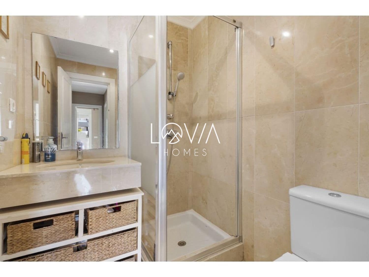 3 bedroom Flat for sale in Marbella with pool - € 680,000 (Ref: 9807139)