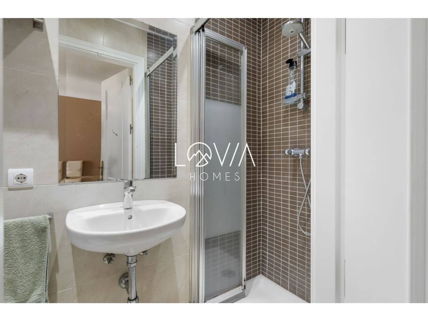 3 bedroom Flat for sale in Marbella with pool - € 680,000 (Ref: 9807139)