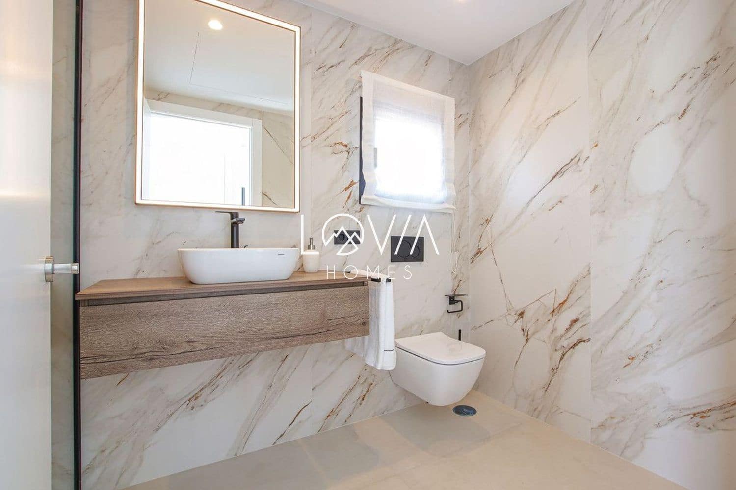 4 slaapkamer Villa te koop in Estepona met zwembad garage - € 2.495.000 (Ref: 9807421)