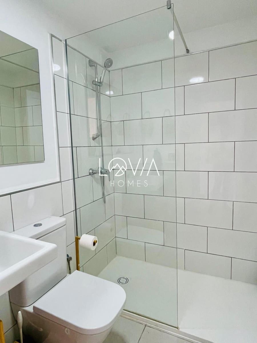1 soverom Leilighet til leie i Corralejo med svømmebasseng - € 1 400 (Ref: 9827507)