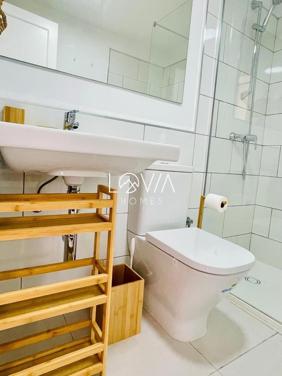 1 soverom Leilighet til leie i Corralejo med svømmebasseng - € 1 400 (Ref: 9827507)