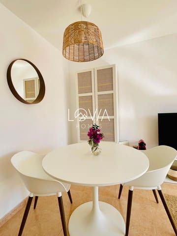 Piso de 1 habitación en Corralejo, La Oliva en alquiler con piscina - 1.400 € (Ref: 9827507)