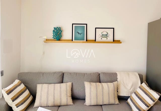 Piso de 1 habitación en Corralejo, La Oliva en alquiler con piscina - 1.400 € (Ref: 9827507)