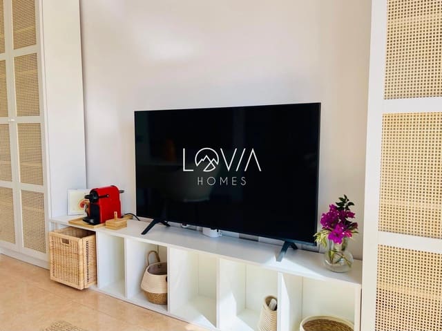 Piso de 1 habitación en Corralejo, La Oliva en alquiler con piscina - 1.400 € (Ref: 9827507)