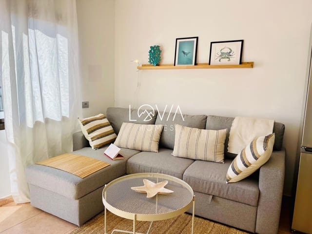 Piso de 1 habitación en Corralejo, La Oliva en alquiler con piscina - 1.400 € (Ref: 9827507)