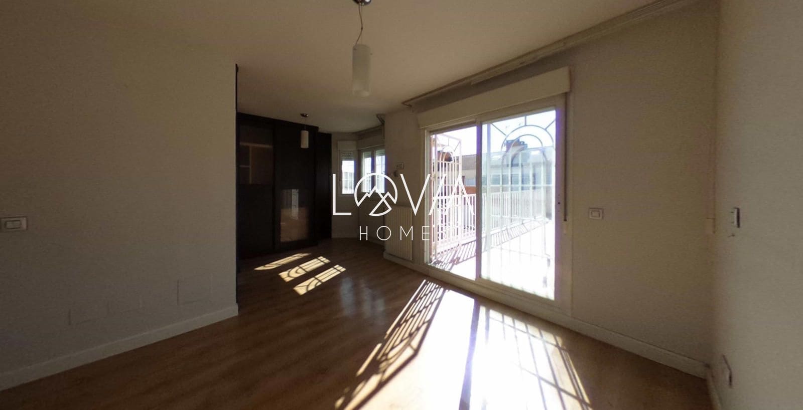 4 soveværelse Byhus til salg i Parla med garage - € 407.000 (Ref: 9830276)