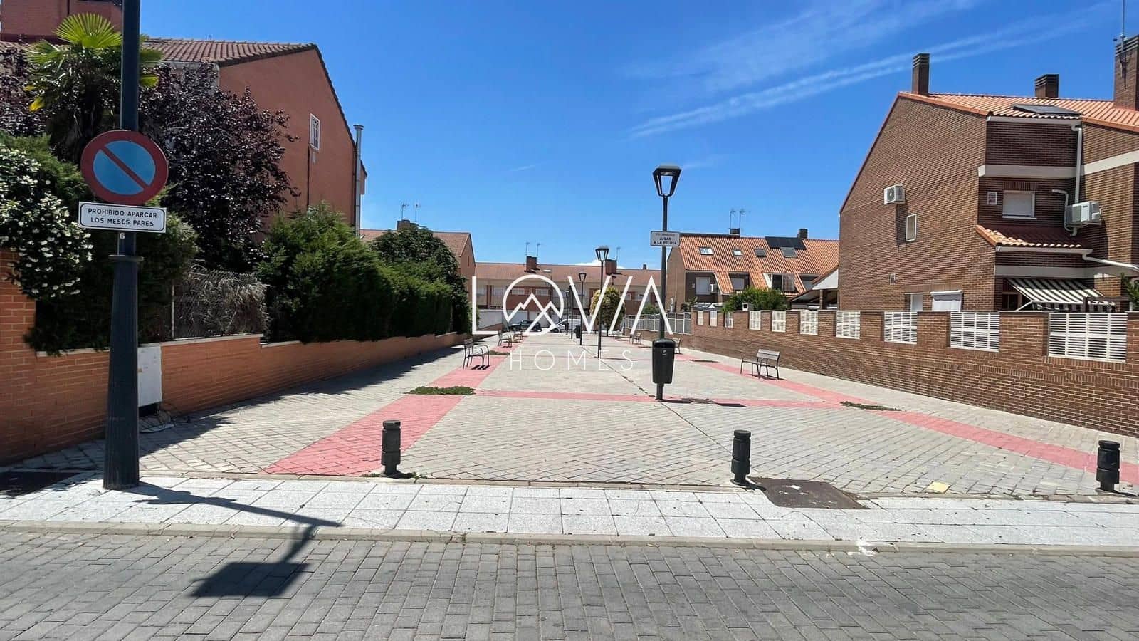 4 soveværelse Byhus til salg i Parla med garage - € 407.000 (Ref: 9830276)