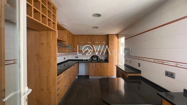 4 sovrum Hus till salu i Parla med garage - 407 000 € (Ref: 9830276)