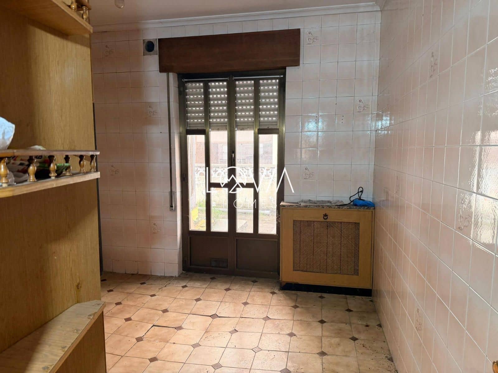 2 bedroom Flat for sale in Corvera de Asturias - € 35,000 (Ref: 9850488)