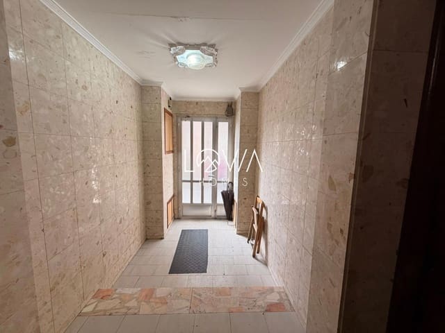 2 bedroom Flat for sale in Corvera de Asturias - € 35,000 (Ref: 9850488)