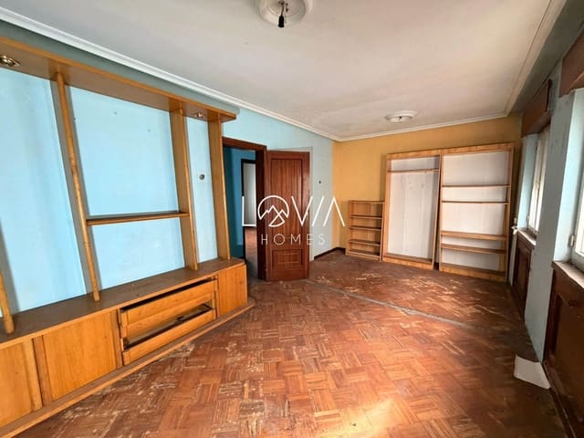 2 bedroom Flat for sale in Corvera de Asturias - € 35,000 (Ref: 9850488)