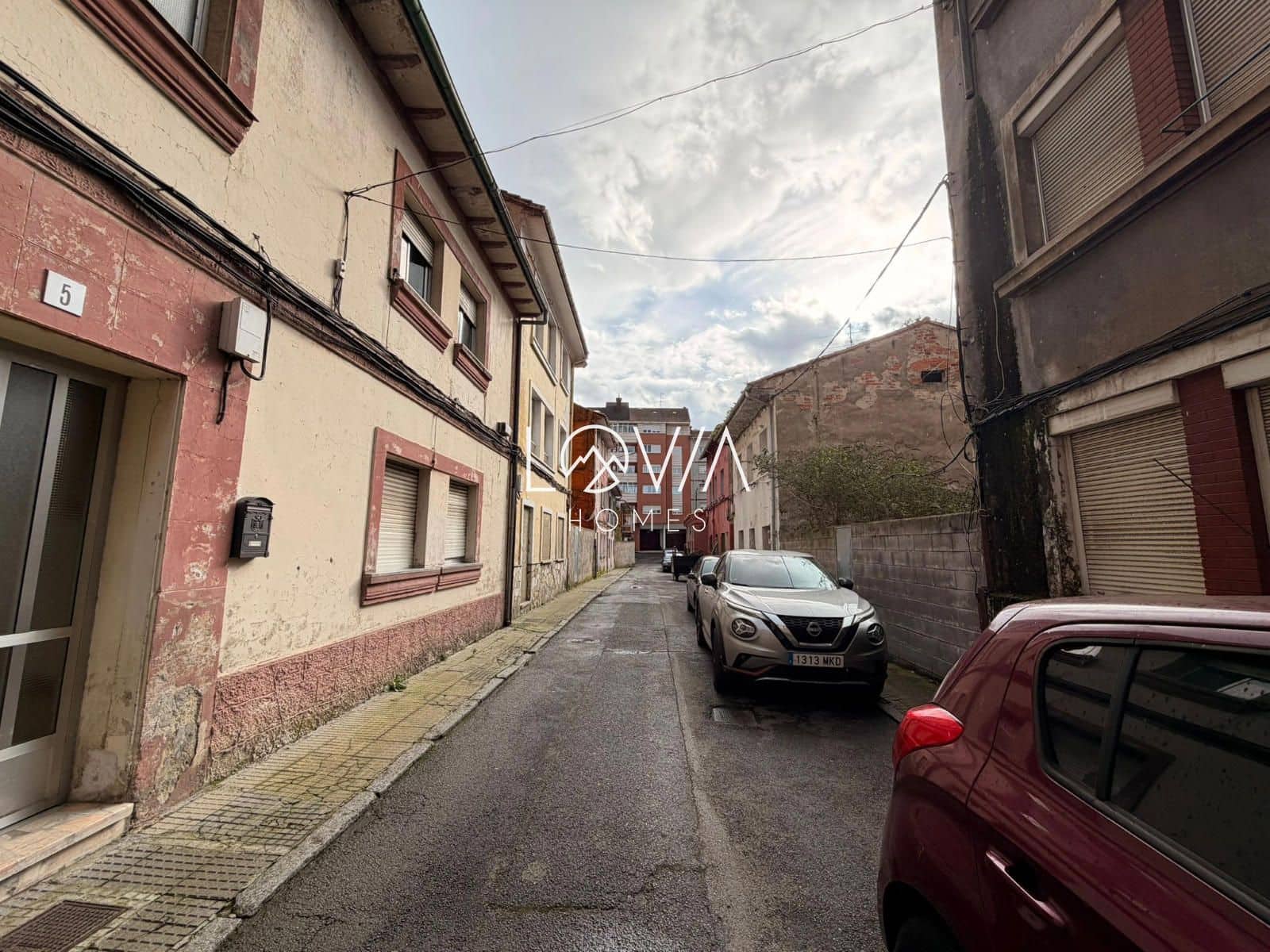 2 bedroom Flat for sale in Corvera de Asturias - € 35,000 (Ref: 9850488)
