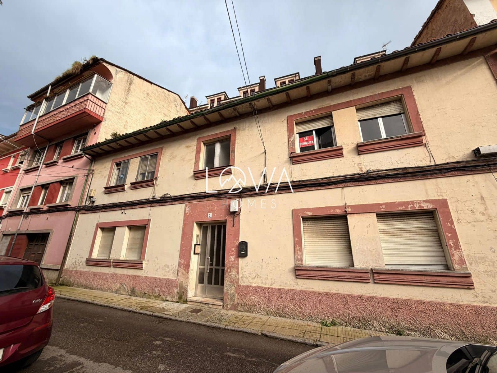 2 bedroom Flat for sale in Corvera de Asturias - € 35,000 (Ref: 9850488)