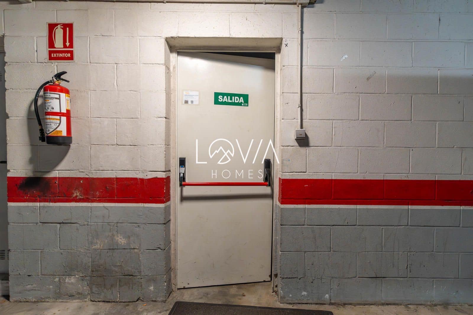 Flat for sale in El Astillero with garage - € 139,000 (Ref: 9858628)