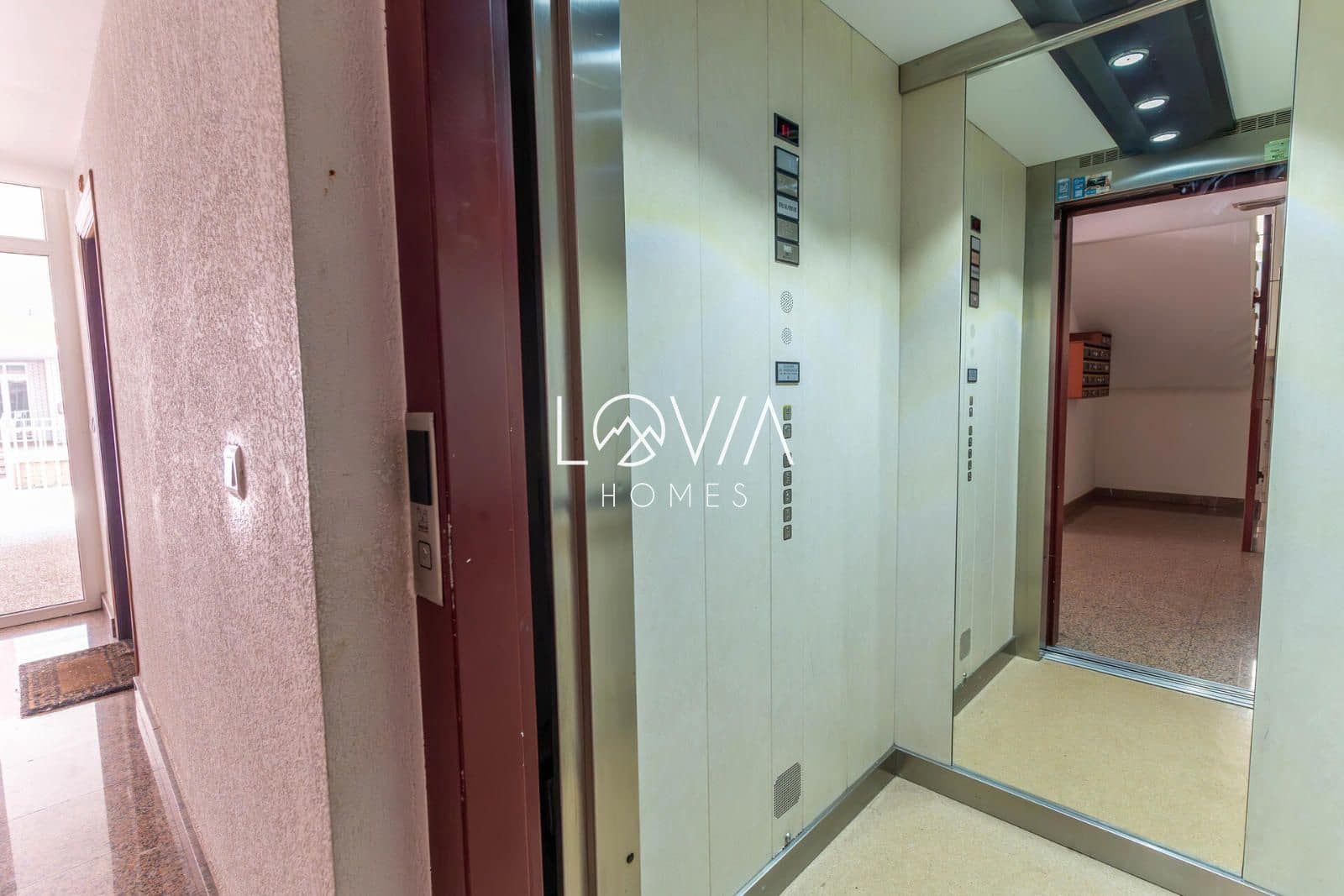 Flat for sale in El Astillero with garage - € 139,000 (Ref: 9858628)