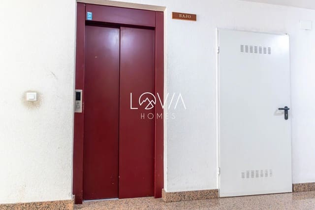 Leilighet til salgs i El Astillero med garasje - € 139 000 (Ref: 9858628)