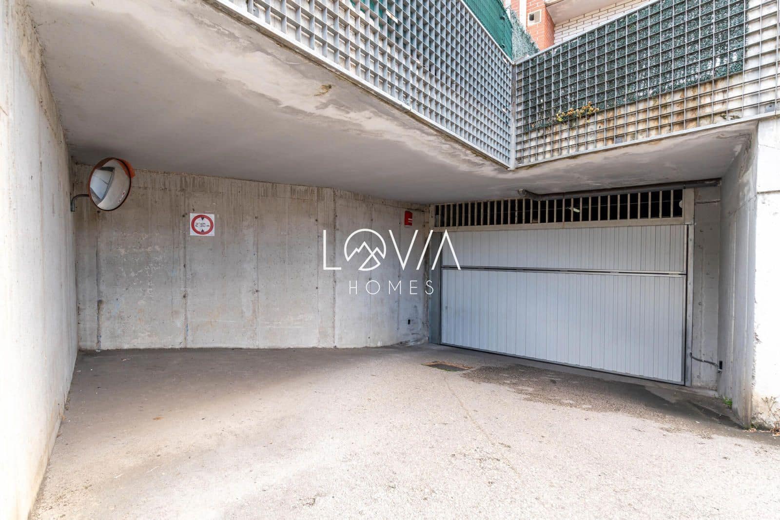 Flat for sale in El Astillero with garage - € 139,000 (Ref: 9858628)