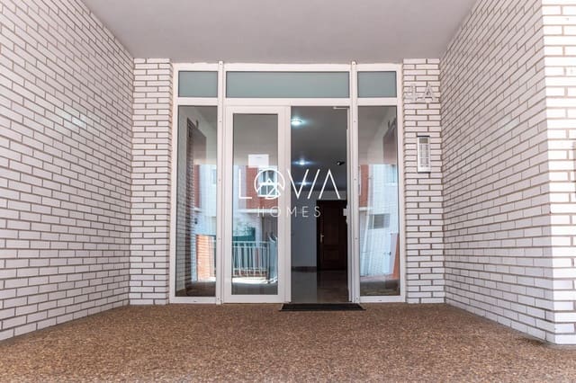 Leilighet til salgs i El Astillero med garasje - € 139 000 (Ref: 9858628)
