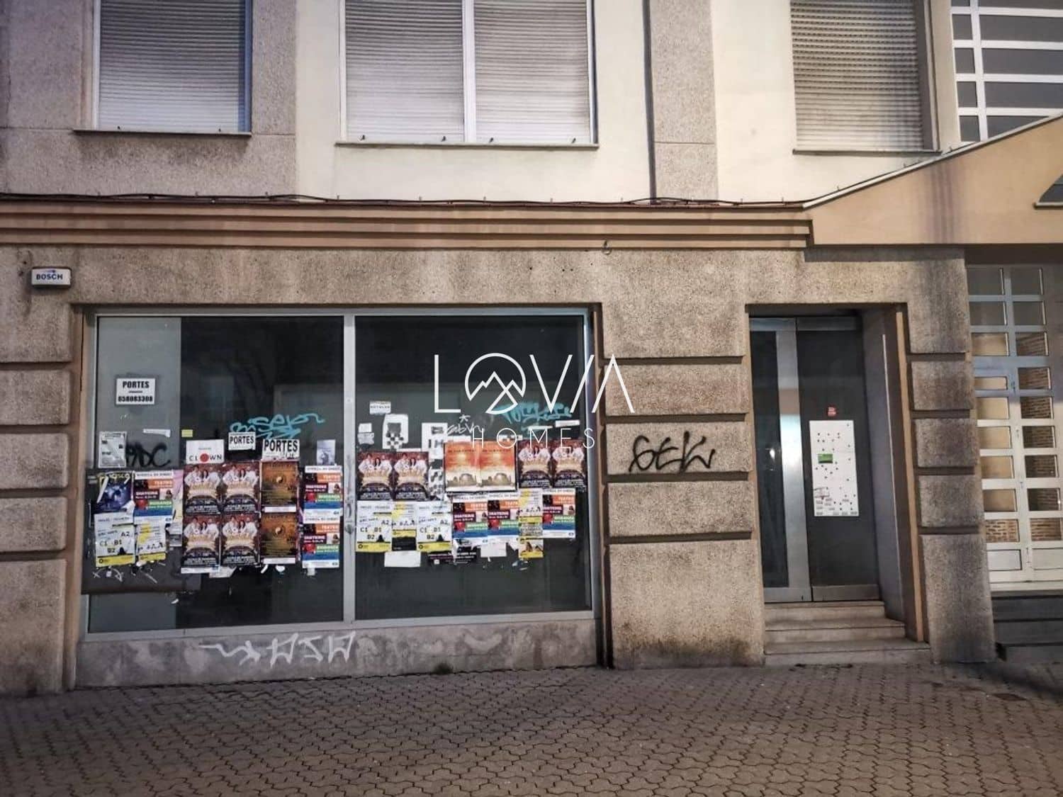 Kaupallinen myytävänä paikassa Sevilla kaupunki - 519 800 € (Ref: 9867450)
