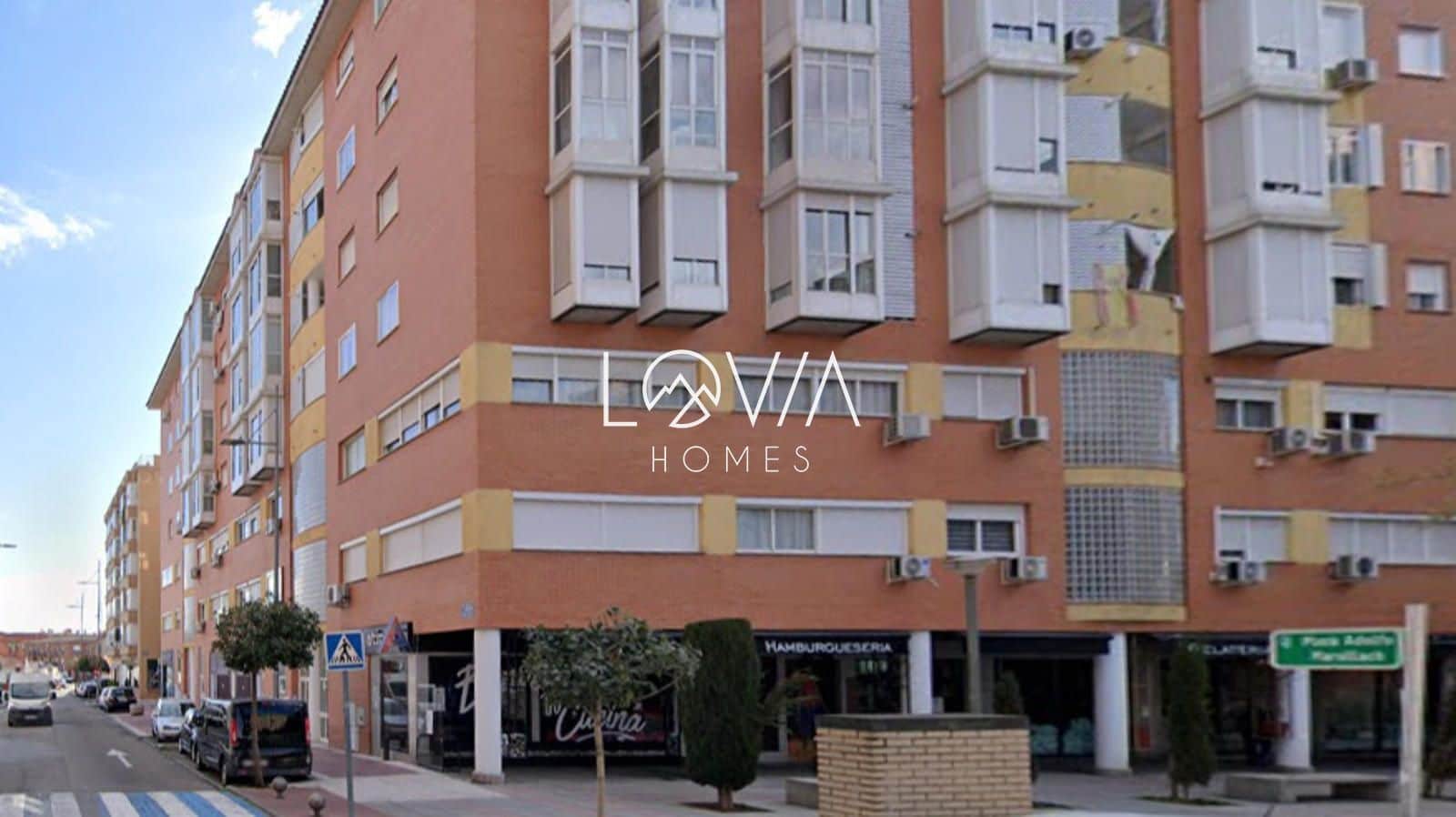 Commercieel te koop in Parla - € 491.300 (Ref: 9876859)