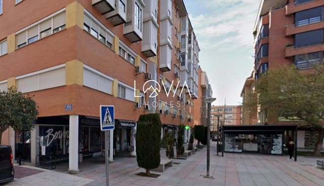 Commercieel te koop in Parla - € 491.300 (Ref: 9876859)