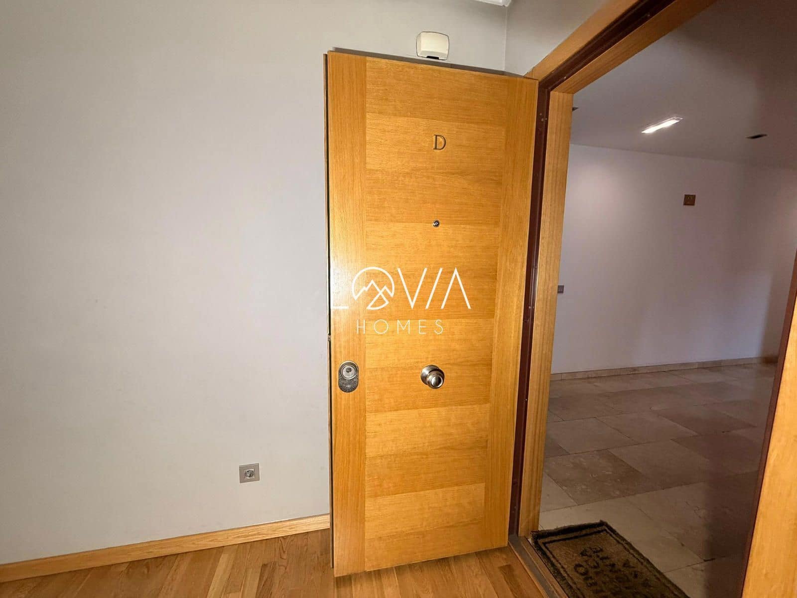 3 bedroom Flat for sale in Gijon with garage - € 210,000 (Ref: 9877110)