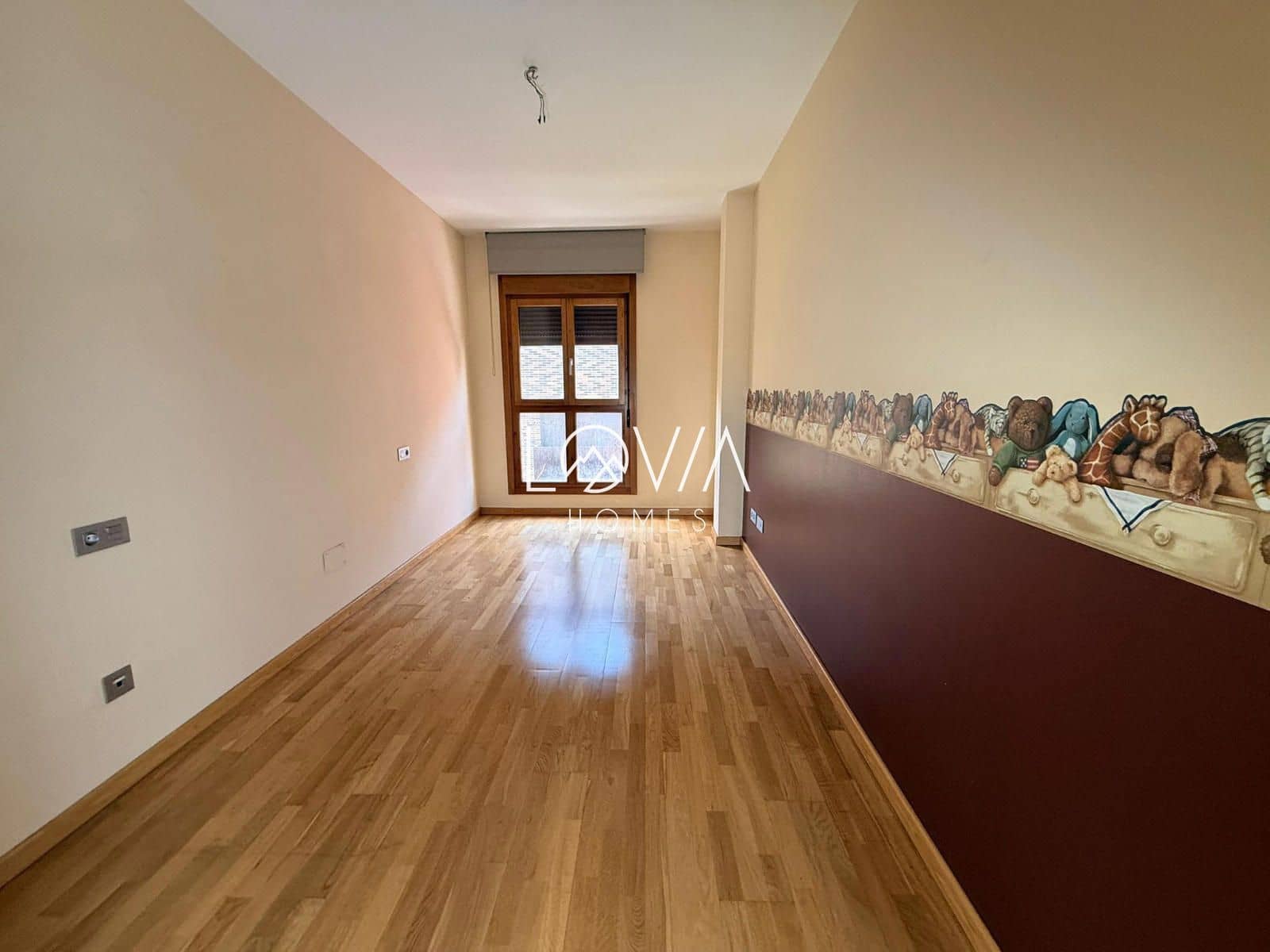 3 bedroom Flat for sale in Gijon with garage - € 210,000 (Ref: 9877110)