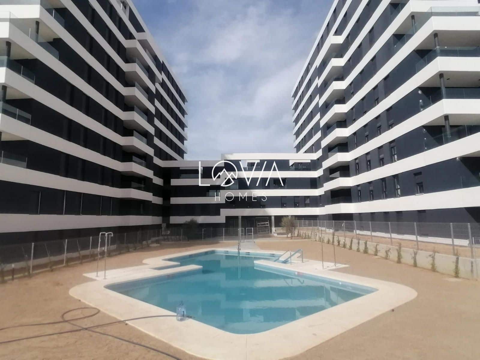 3 bedroom Flat for sale in Dos Hermanas with pool garage - € 380,000 (Ref: 9884203)