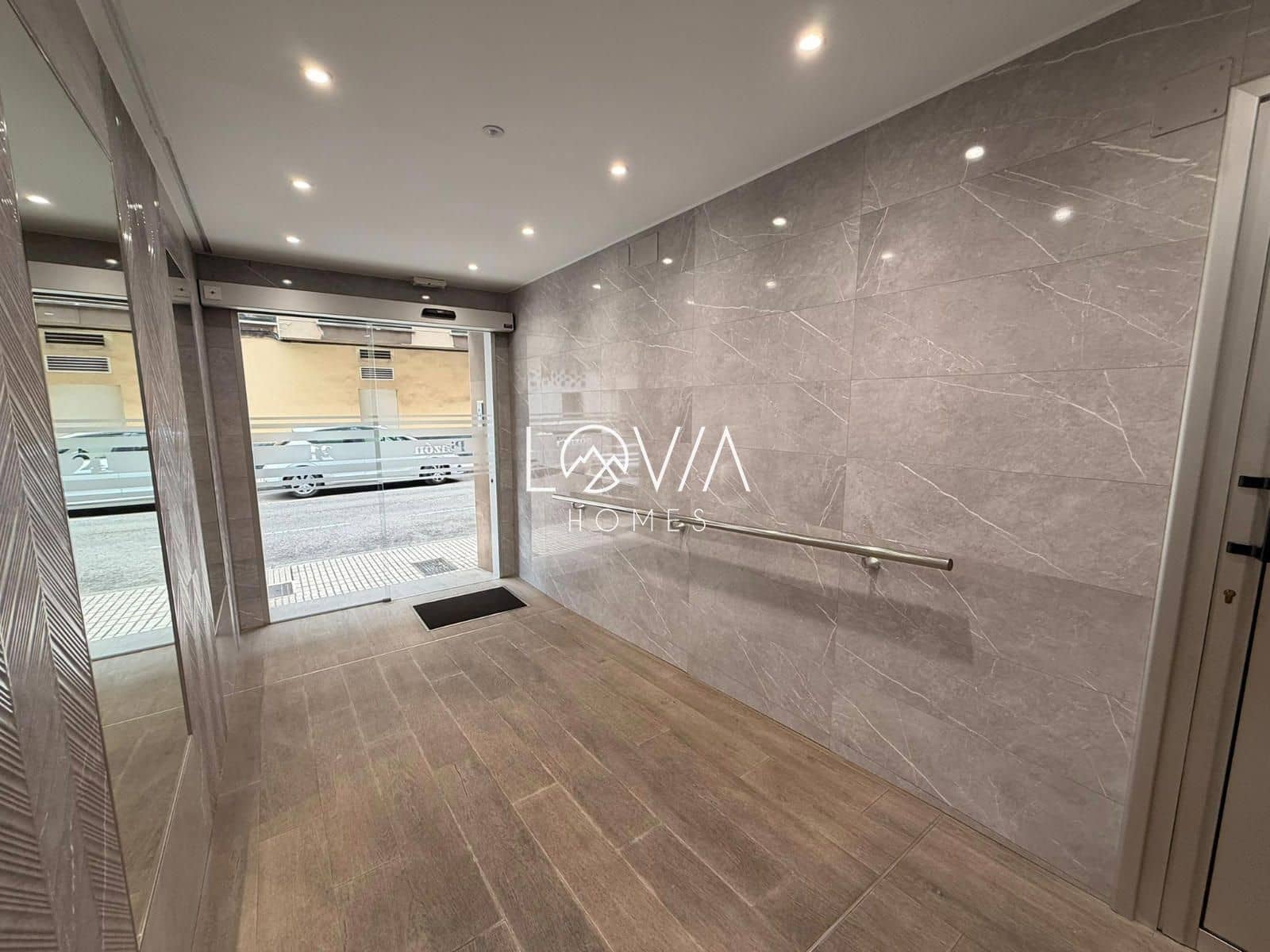 3 sovrum Lägenhet till salu i Gijon - 145 000 € (Ref: 9889430)