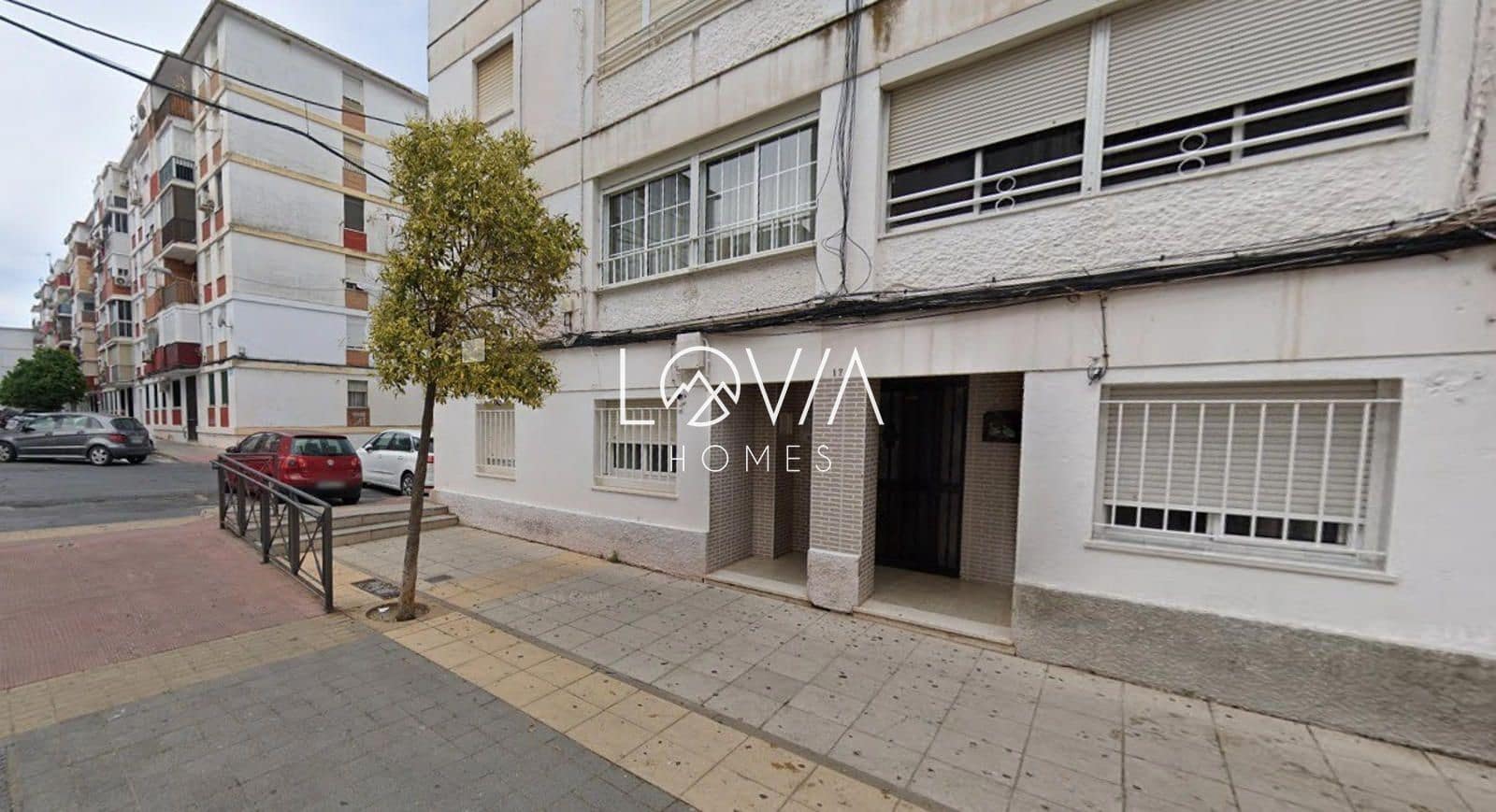 3 slaapkamer Flat te koop in Huelva stad - € 54.000 (Ref: 9891474)
