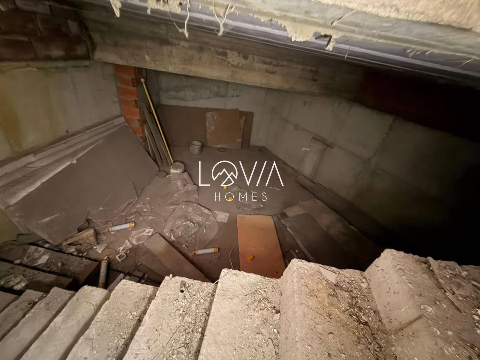 Commercial for sale in Gijon - € 44,000 (Ref: 9900023)