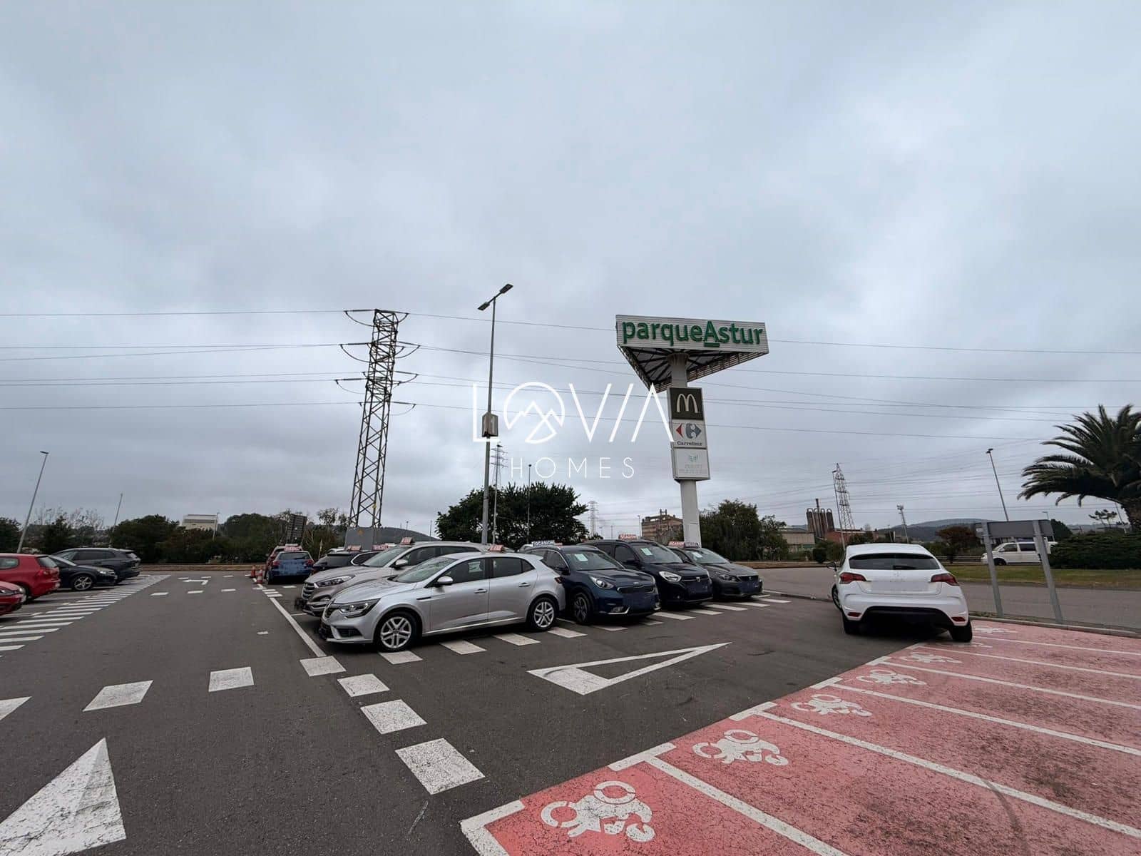 Commercial for sale in Corvera de Asturias - € 250,000 (Ref: 9904698)