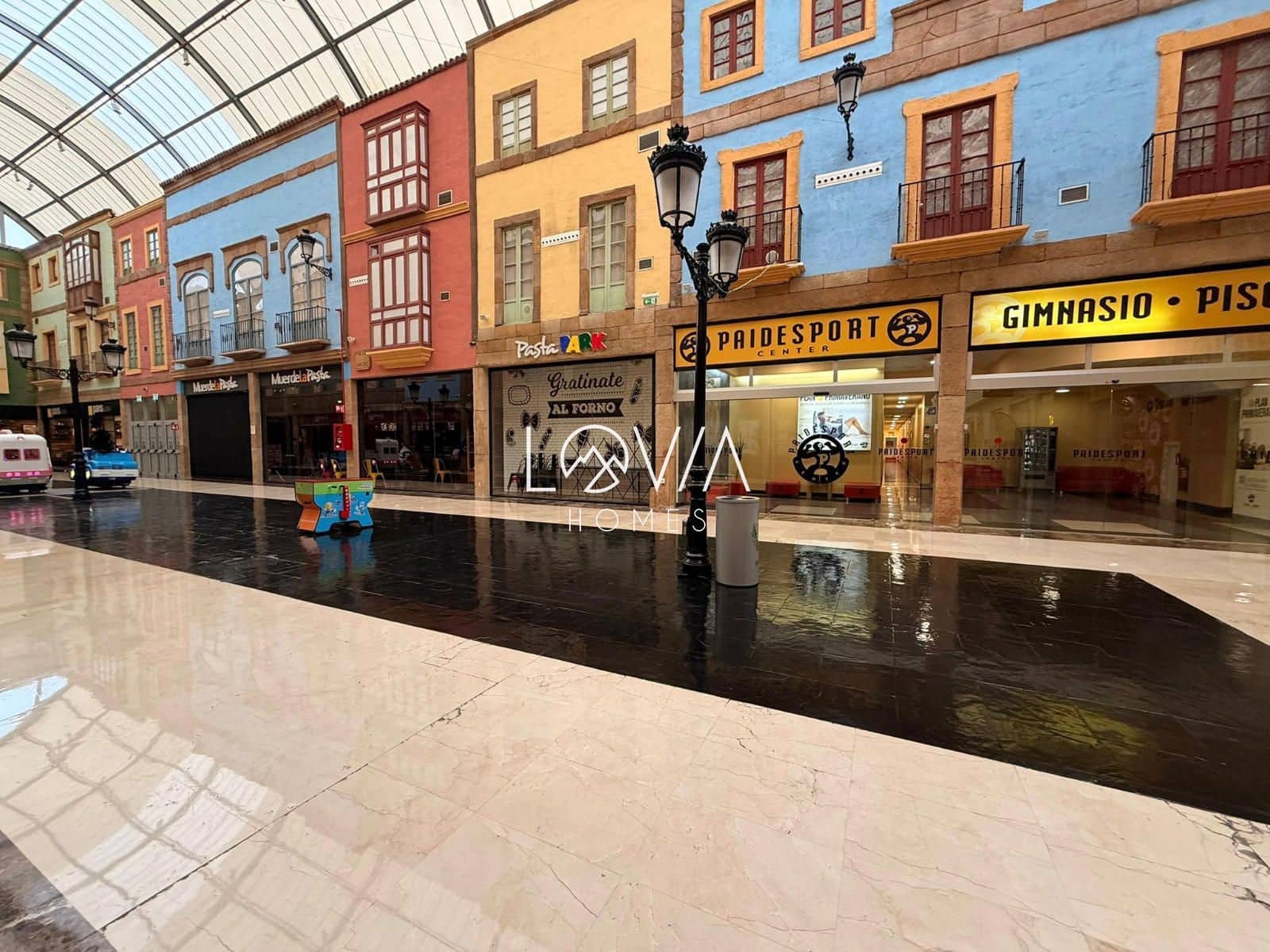 Commercial for sale in Corvera de Asturias - € 250,000 (Ref: 9904698)
