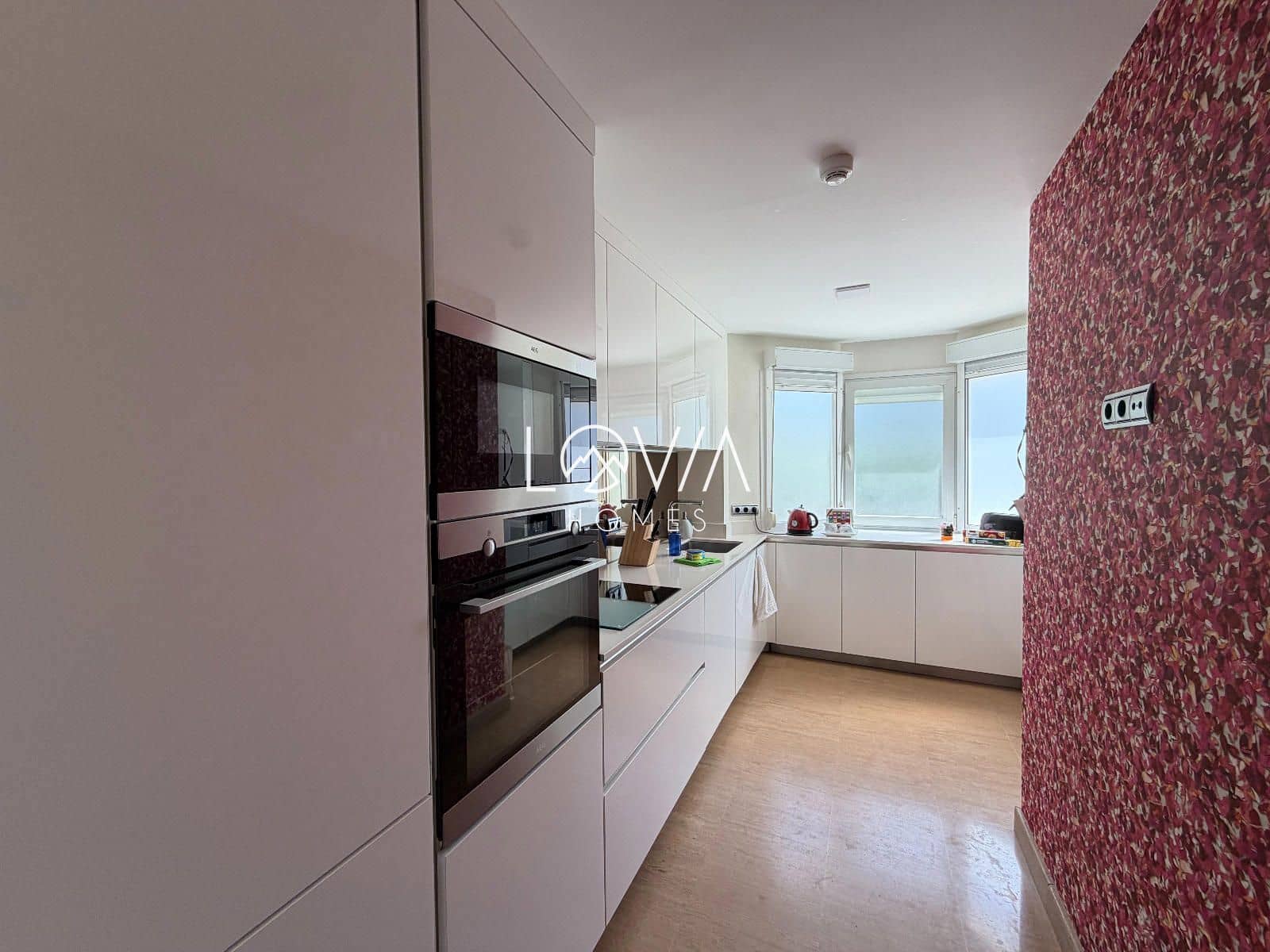 3 sypialnia Mieszkanie na sprzedaż w Marbella z basenem garażem - 1 690 000 € (Ref: 9914573)
