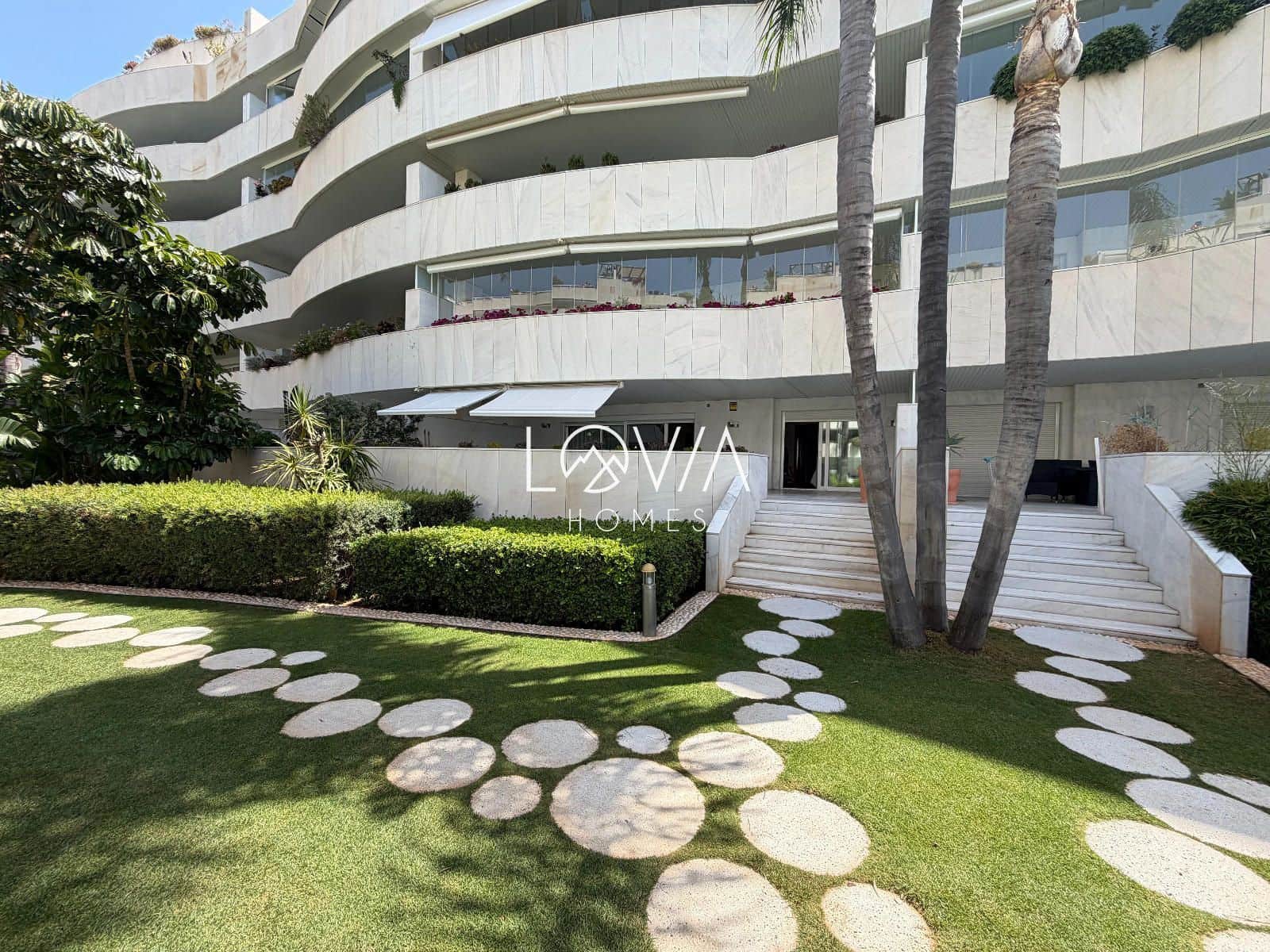 3 sypialnia Mieszkanie na sprzedaż w Marbella z basenem garażem - 1 690 000 € (Ref: 9914573)