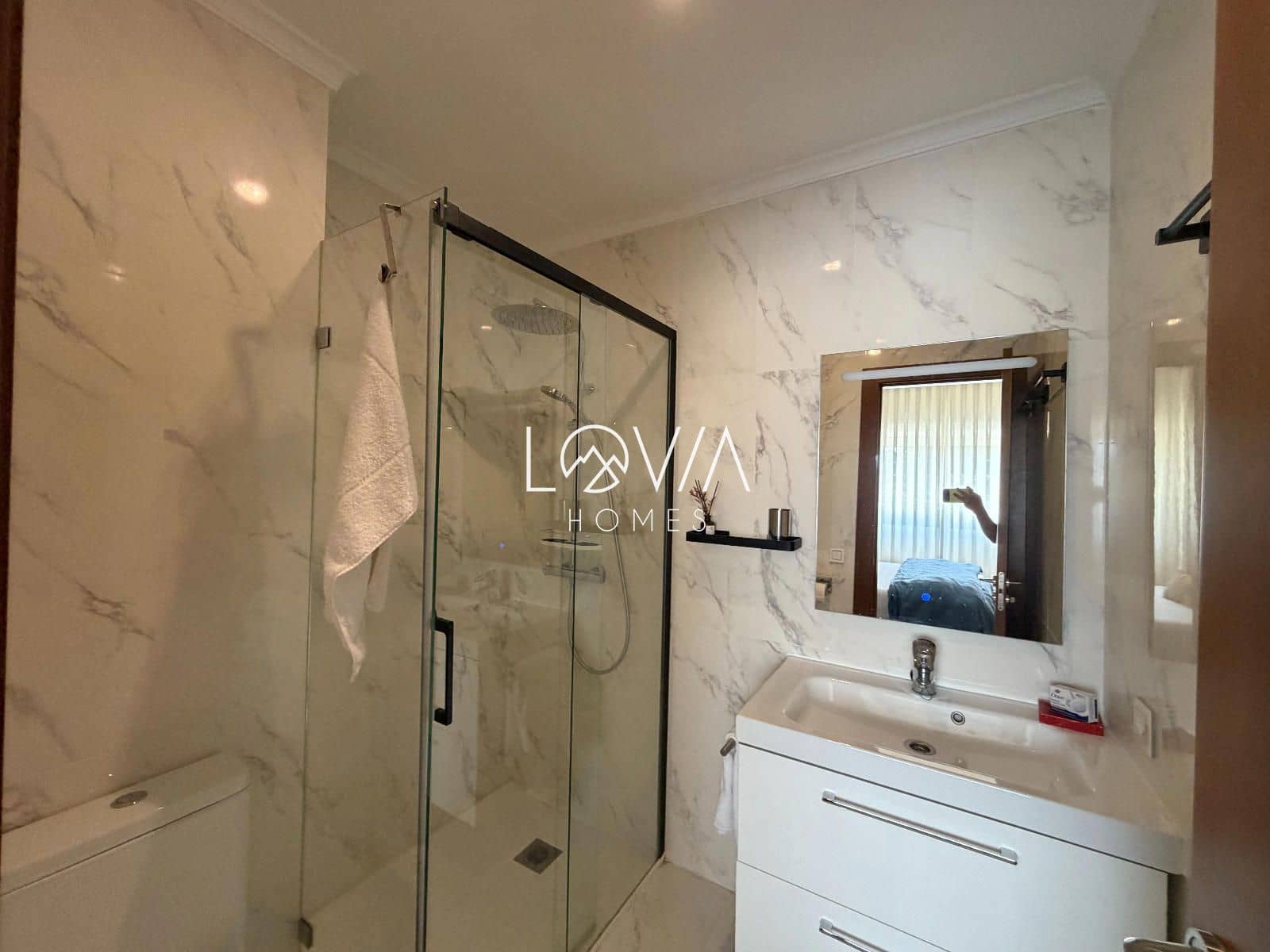 3 sypialnia Mieszkanie na sprzedaż w Marbella z basenem garażem - 1 690 000 € (Ref: 9914573)