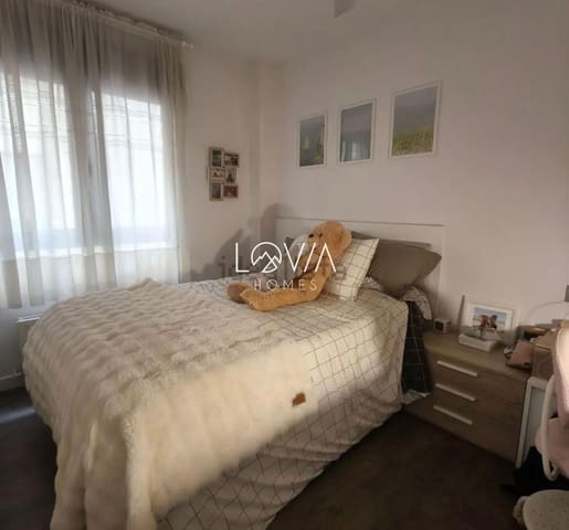 Piso de 2 habitaciones en Gijón en venta - 240.000 € (Ref: 9914934)