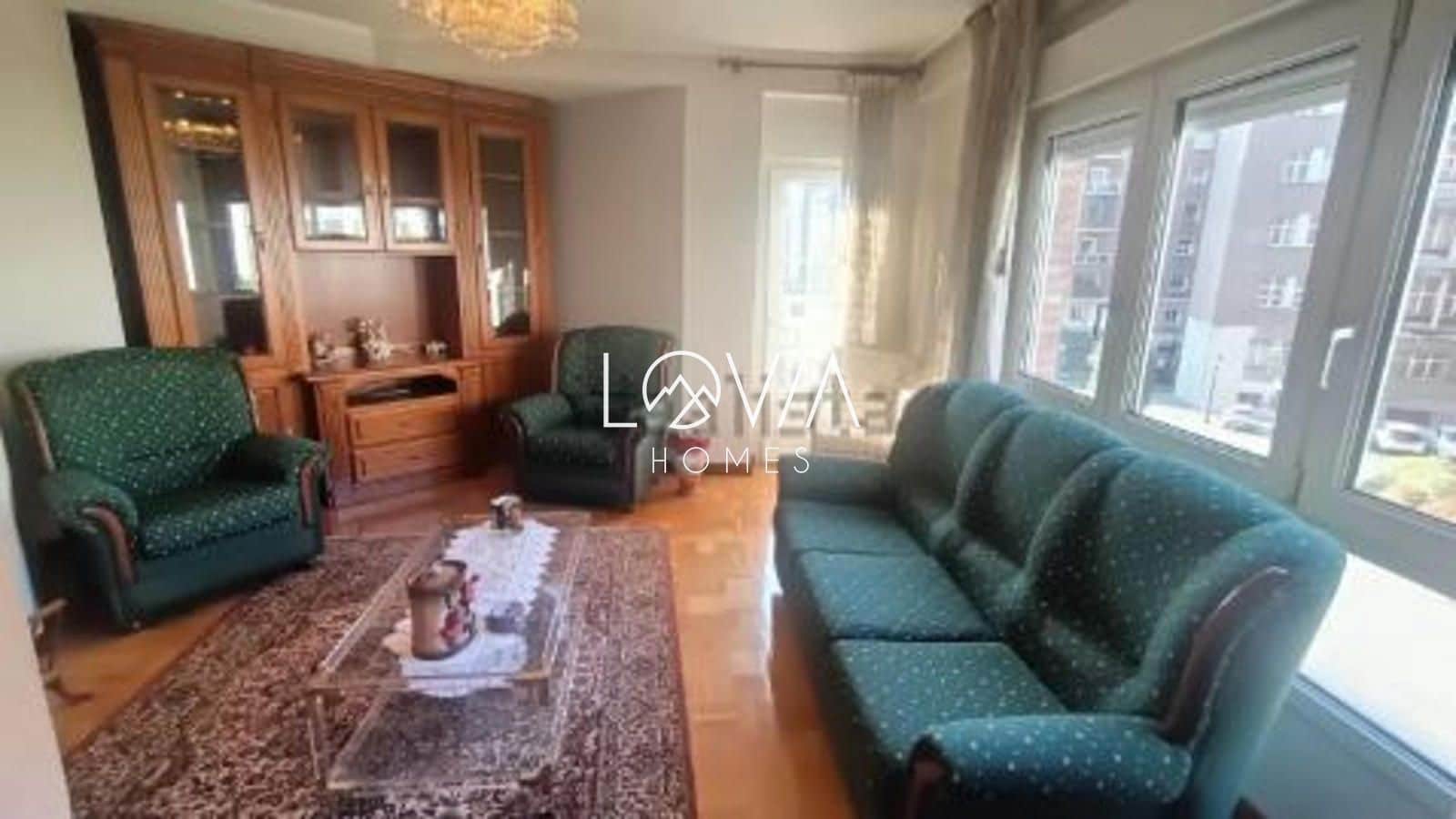 Piso de 3 habitaciones en Gijón en venta - 287.000 € (Ref: 9914992)