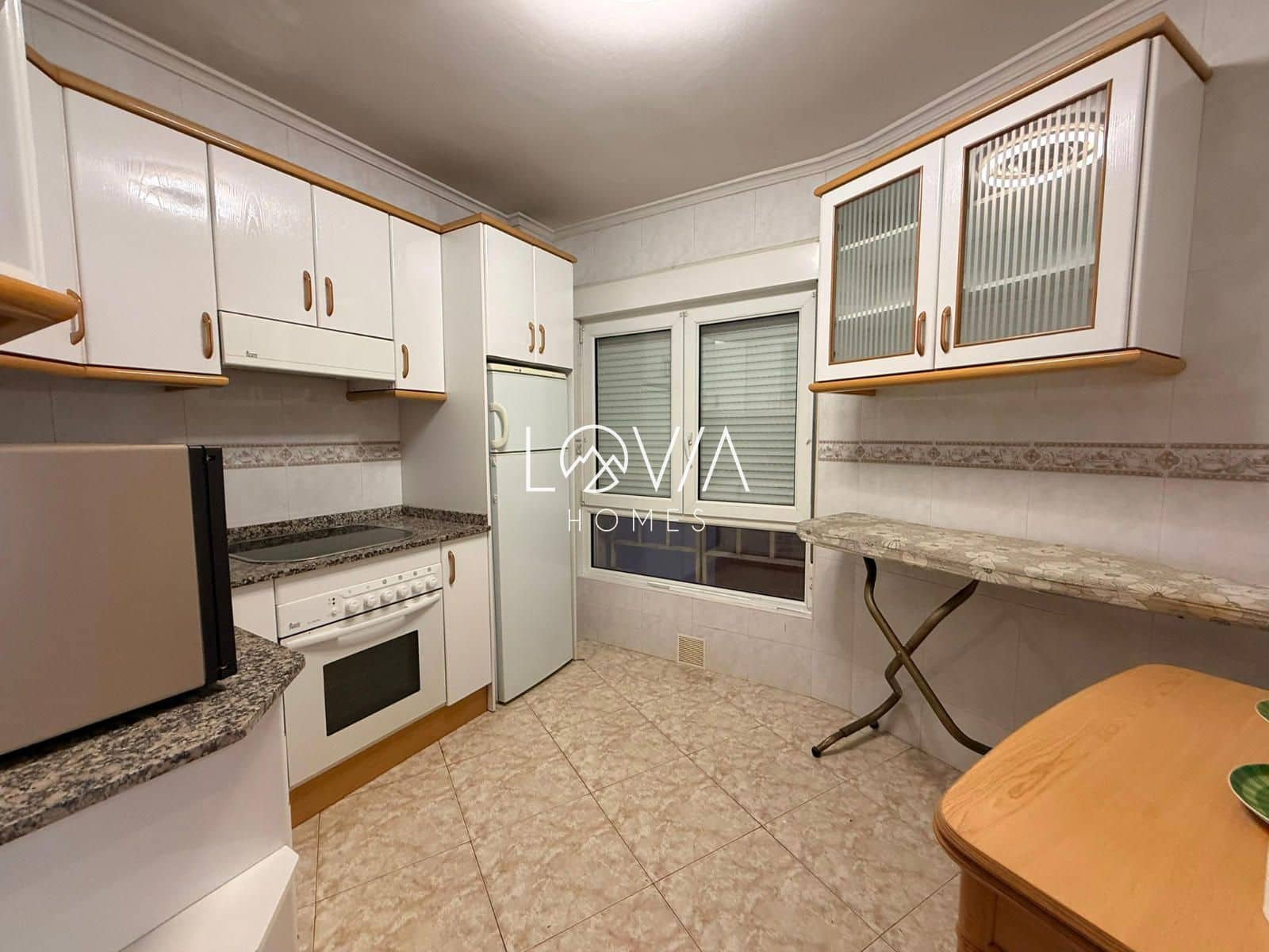 3 bedroom Flat for sale in Gijon - € 287,000 (Ref: 9914992)