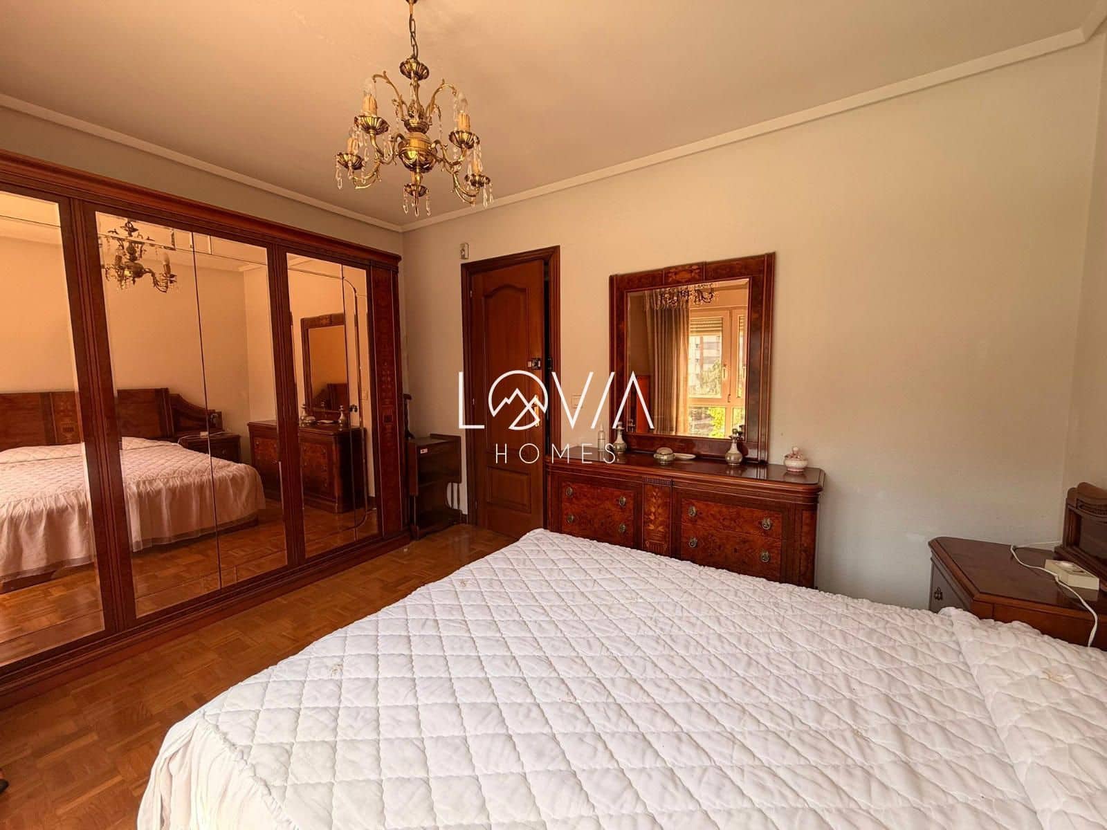 3 bedroom Flat for sale in Gijon - € 287,000 (Ref: 9914992)