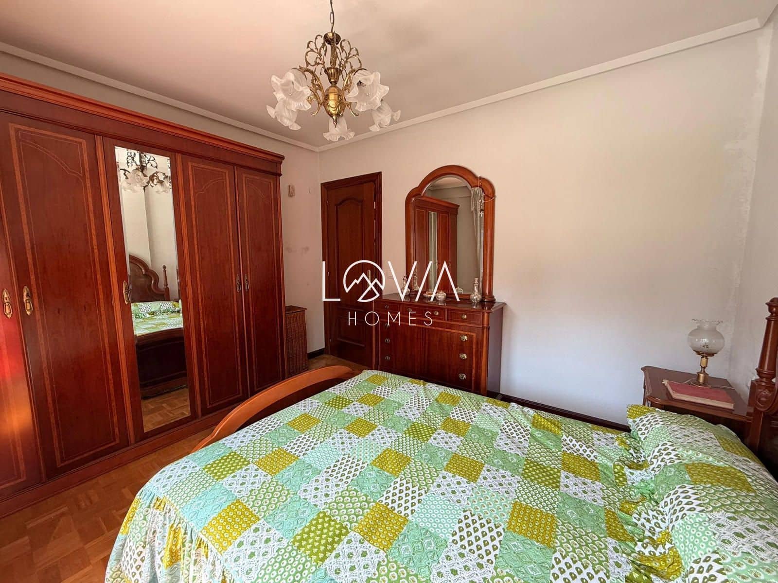 3 bedroom Flat for sale in Gijon - € 287,000 (Ref: 9914992)