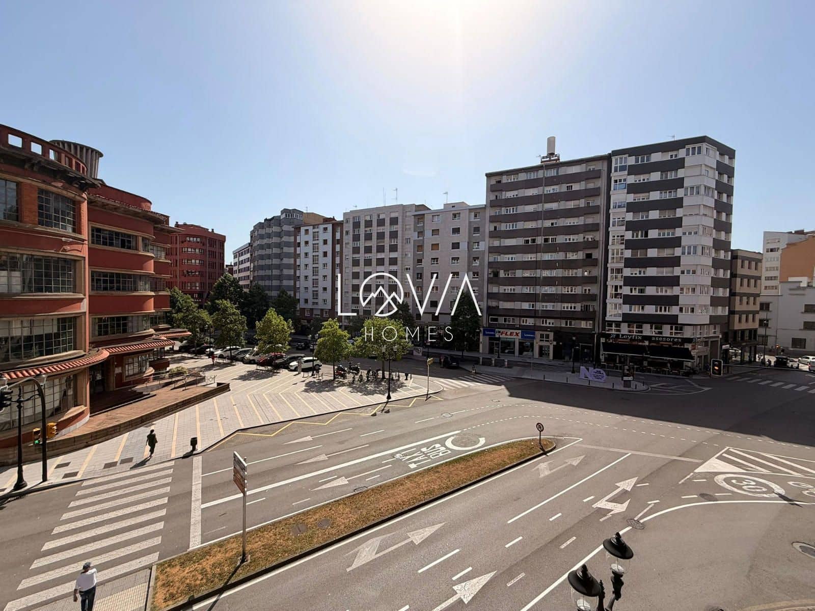 3 bedroom Flat for sale in Gijon - € 287,000 (Ref: 9914992)